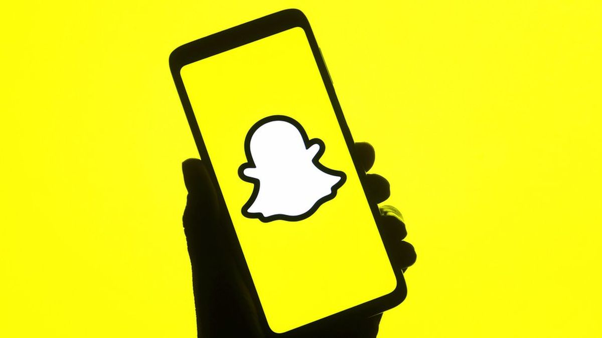 Snapchat announces two new innovative features for its users and indicates it is still in the race despite losing its previous popularity.