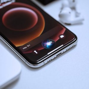 iOS 16.5: How to screen record on iPhone with Siri?