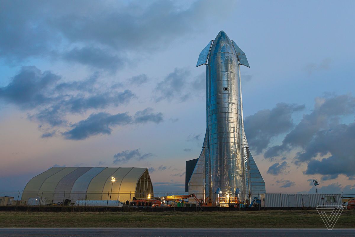 SpaceX postpones starship