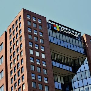 Microsoft extends security updates for Microsoft 365 on Windows 10